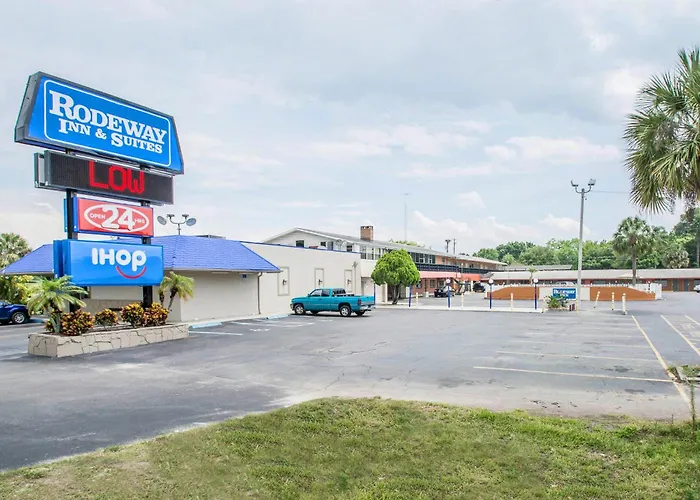 Rodeway Inn & Suites Winter Haven Chain Of Lakes